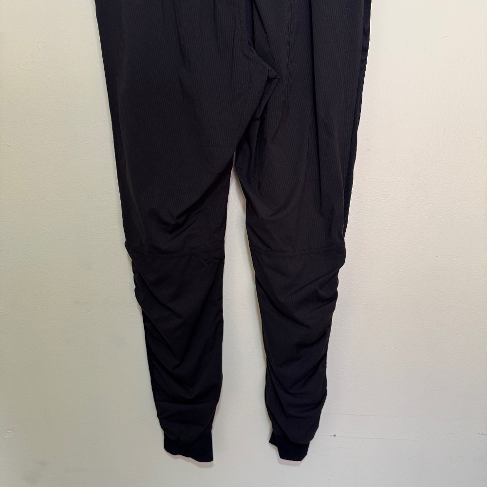 Lululemon Beyond the Studio Jogger in Black Color Size 8 - Picture 10 of 16